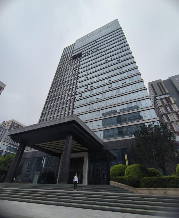 宝能科技园工业厂房法拍房深度解析：产业集聚下的资产价值与风险研判-第1张图片-深圳法拍房拍卖平台官网