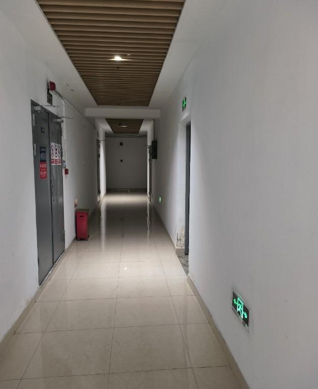 宝能科技园工业厂房法拍房深度解析：产业集聚下的资产价值与风险研判-第4张图片-深圳法拍房拍卖平台官网